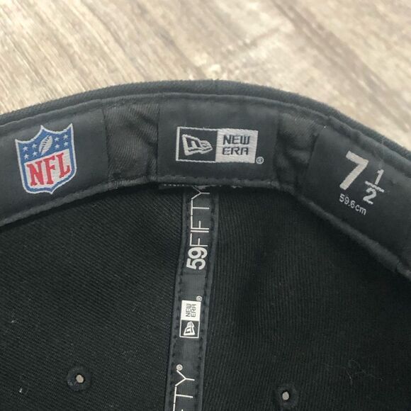 Las Vegas Raiders NFL Script New Era 59Fifty Fitted Baseball Hat Cap Black 7 1/2 - Picture 8 of 9